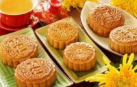 Bánh trung thu trứng muối