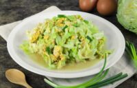 cách làm bắp cải xào trứng